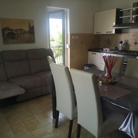 Apartments Peloza Porec Ngoại thất bức ảnh