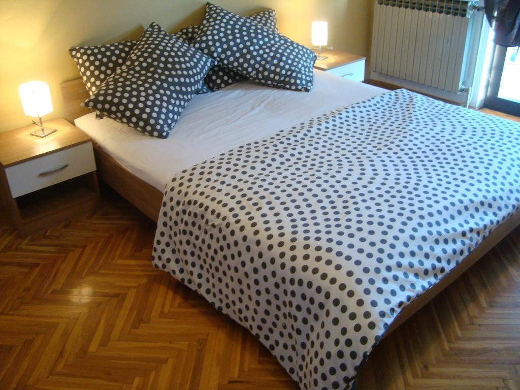 Apartments Peloza Porec Ngoại thất bức ảnh